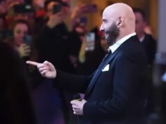 John Travolta e ‘caso scarpe’ a Sanremo, Rai pronta a azione legale