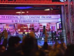 John Travolta e il ‘caso scarpe’: uno spot anticipava lo show di Sanremo