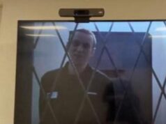 Morte Navalny, ieri l’ultima udienza: cosa ha detto al giudice