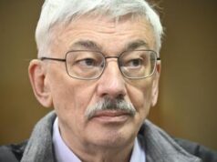 Russia, chiesta condanna a 3 anni di carcere per attivista Oleg Orlov