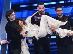 Sanremo 2024, Teresa Mannino e le scale: è subito show