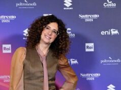 Sanremo 2024, è Teresa Mannino show in conferenza stampa