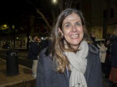 Sardegna, Todde: “Mi tingo i capelli con i colori dell’isola”