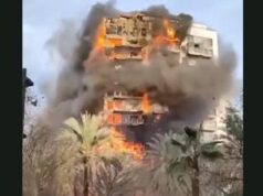 Valencia, violento incendio in edificio di 14 piani: persone intrappolate