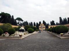 Dengue, cacciatore di zanzare: “Cimitero luogo più a rischio, tombini ricettacolo”