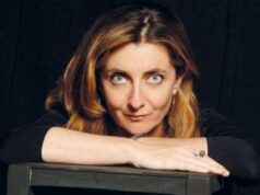 Francesca Reggiani all’Ambra Jovinelli con ‘Spettacolare (voce del verbo)’: “Poca satira in tv, se ne sente la mancanza”
