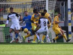 Frosinone-Lecce 1-1, gol di Cheddira e rigore di Krstovic