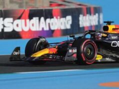 Gp Arabia Saudita, Verstappen pole davanti a Leclerc: Bearman undicesimo