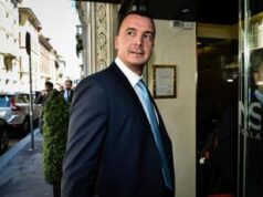 Rocco Casalino: “Insulti da re bancarelle? Feriscono più le risate di Formigli e Serra”