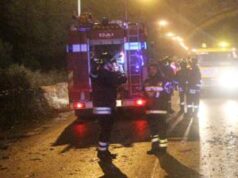 Taranto, auto contro un palo: muore a 19 anni