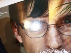 Applausi di alcuni studenti a scena omicidio Siani durante film, Valditara: “Farò piena luce”