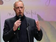 “Cancellato monologo Scurati sul 25 aprile, il post di Bortone: “Sgomento”