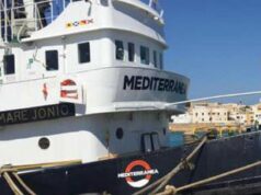 Mediterranea: “Guardia costiera libica spara contro la Mare Jonio, governo italiano li fermi”
