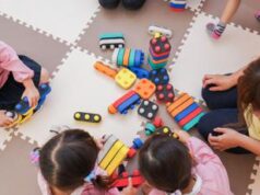 Milano, violenze su bimbe di una scuola materna: maestro arrestato