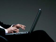 Porno nel mirino dell’Ue: scattano nuove regole per PornHub, StripChat e XVideos