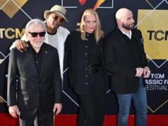 Pulp Fiction, il cast si riunisce a Los Angeles per i 30 anni del film – FOTO