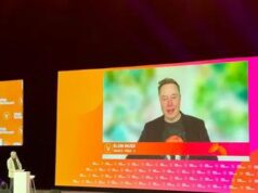 Elon Musk non ne può più dell’intelligenza artificiale politicamente corretta