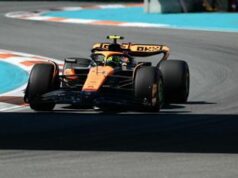 Gp Miami, Norris trionfa con McLaren davanti a Verstappen e Leclerc