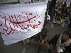Houthi, raid Usa e Regno Unito in Yemen: “14 morti e 30 feriti”