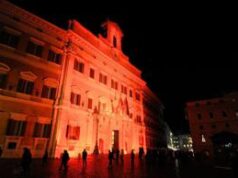Salute, Giornata sclerosi multipla: stasera l’Italia si illumina di rosso