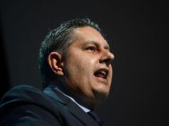 Toti interrogato per 8 ore: “Ogni euro destinato alla politica”