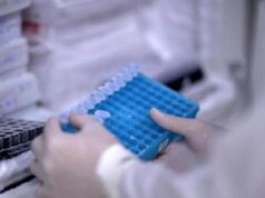 Tumori, l’oncologo: “Sempre più pazienti under 40”