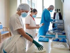 Covid, nuova variante KP.3: cos’è. Si lavora sul vaccino