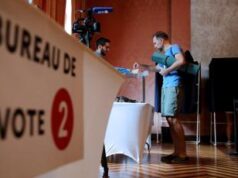 Francia, è il giorno delle elezioni legislative anticipate: al voto dopo il flop di Macron