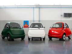 La Microlino con il tricolore italiano