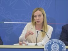 Migranti, Meloni: “Abbattuti del 60% arrivi illegali. Da monitoraggio flussi dati allarmanti”