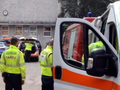 Milano, spruzzano spray al peperoncino a scuola: 23 studenti in ospedale