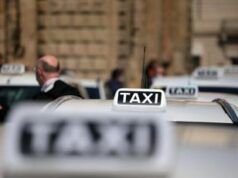 Taxi, a Roma sono la metà di Madrid: Parigi inarrivabile. Bittarelli: “Servono 300 licenze subito nella Capitale”