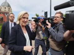 Francia, Le Pen accusa Macron: “Golpe amministrativo contro volontà elettori”
