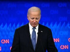 Joe Biden, geriatra: “Segnali di una malattia di neurodegenerativa”
