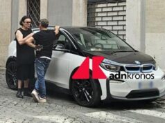 Renato Zero vince su tutti: a 73 anni è suo il look estivo più stiloso