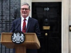 Starmer, primo discorso da premier: “Ricostruiremo la Gran Bretagna”