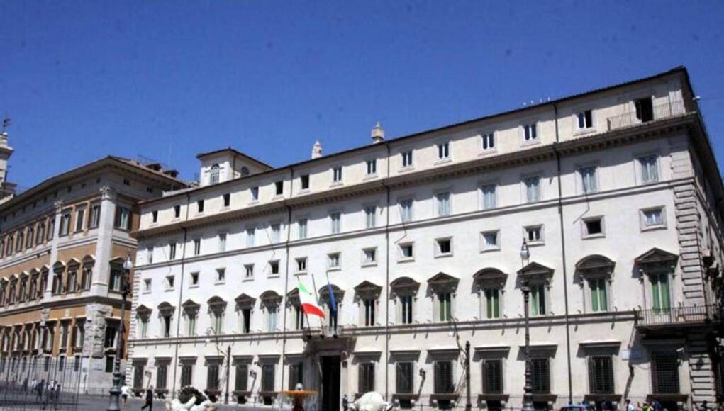 Manovra, dal Ponte sullo Stretto alla pensione anticipata: tutte le novità