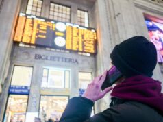 Caos treni alla Vigilia di Natale, guasto a nodo ferroviario di Napoli e ritardi di oltre un’ora su Alta Velocità e Intercity