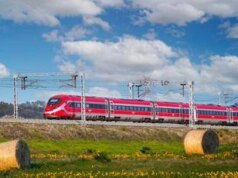 Treni, rallentamenti su Alta Velocità tra Milano e Roma: disagi e ritardi