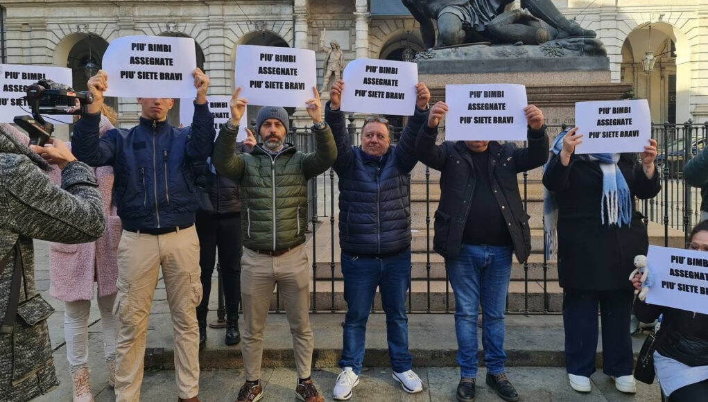 manifestazione bambini torino