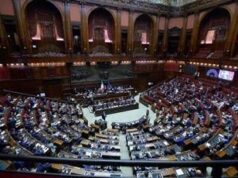 “È una porcata”, “bassezza unica”: scontro in aula tra maggioranza e opposizione sui vitalizi