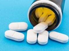 Antibiotici nemici del microbioma intestinale, l’impatto può durare fino a 8 anni: lo studio