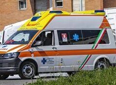 Ragusa, bimbo di un anno e mezzo si rovescia addosso acqua bollente: è gravissimo