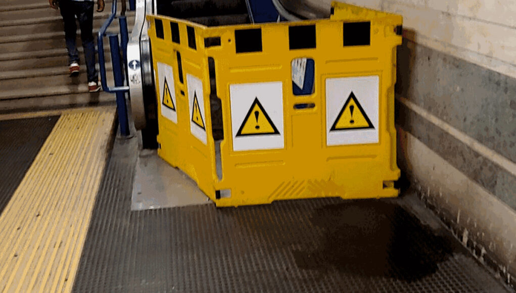 scale mobili metro torino