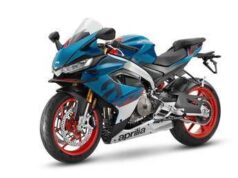 Aprilia RS 660 e RS 660 Factory 2025: più potenza, aerodinamica evoluta ed elettronica raffinata