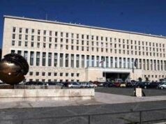 Egitto, in fiamme nave da crociera: a bordo anche italiani