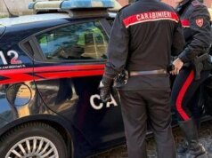Napoli, sparatoria a Marano: uomo ucciso in auto vicino a una scuola