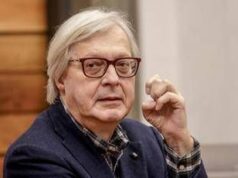 Vittorio Sgarbi, il legale della figlia Evelina: “Lei non vuole arricchirsi, è preoccupata per il padre”