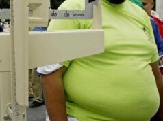 Cinque fattori di rischio per la salute, controllarli allunga la vita: lo studio