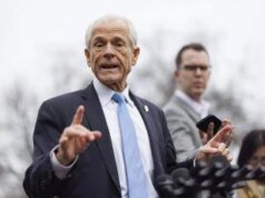 Consigliere di Trump per caso: il caos dazi e la folle storia di Peter Navarro